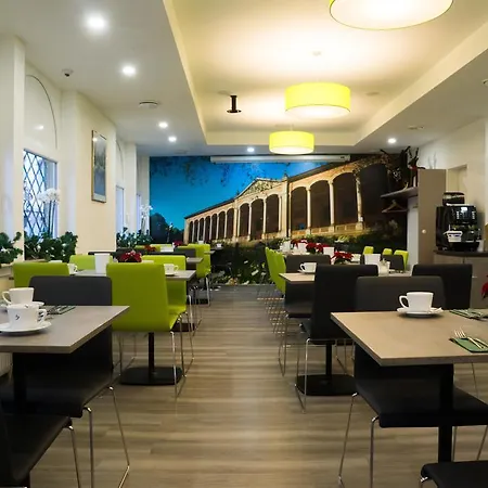 Löhr Hotel 3*